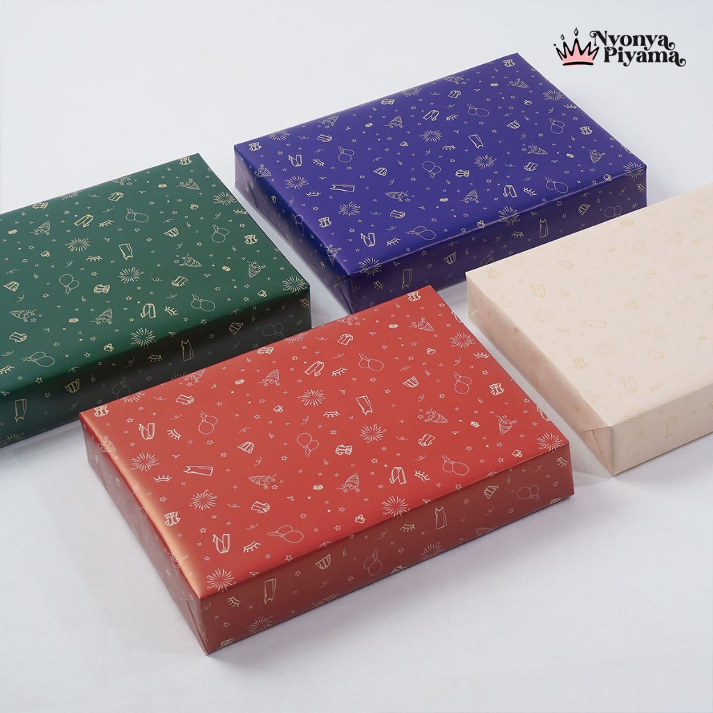 

Nyonya Piyama - Ekstra Gift Box / Bungkus kado / Kotak Kado / Ulang Tahun / Kartu Ucapan / Hampers