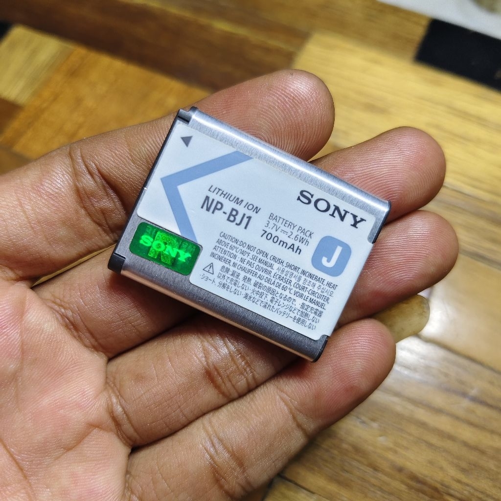 baterai sony NP - BJ1 original