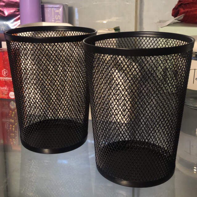 

Jastip Informa Makassar Tempat Pensil Meja Tulis