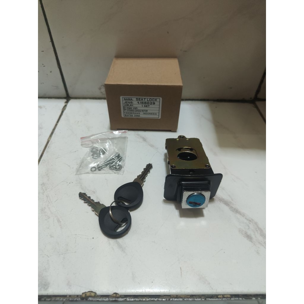 Rumah Kunci Jok Vespa Spartan Arcobaleno