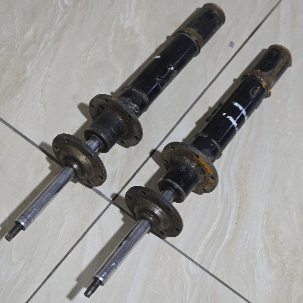 Shockbreaker Suspensi Custom By Autopilot Modified Bagian Depan (Khusus Pasang Airsus) untuk Mobil M