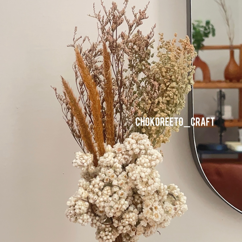 Tivana Home Vas Putih + Bunga Kering Mix (Edelweisss Caspea Sprinkle Sataria)