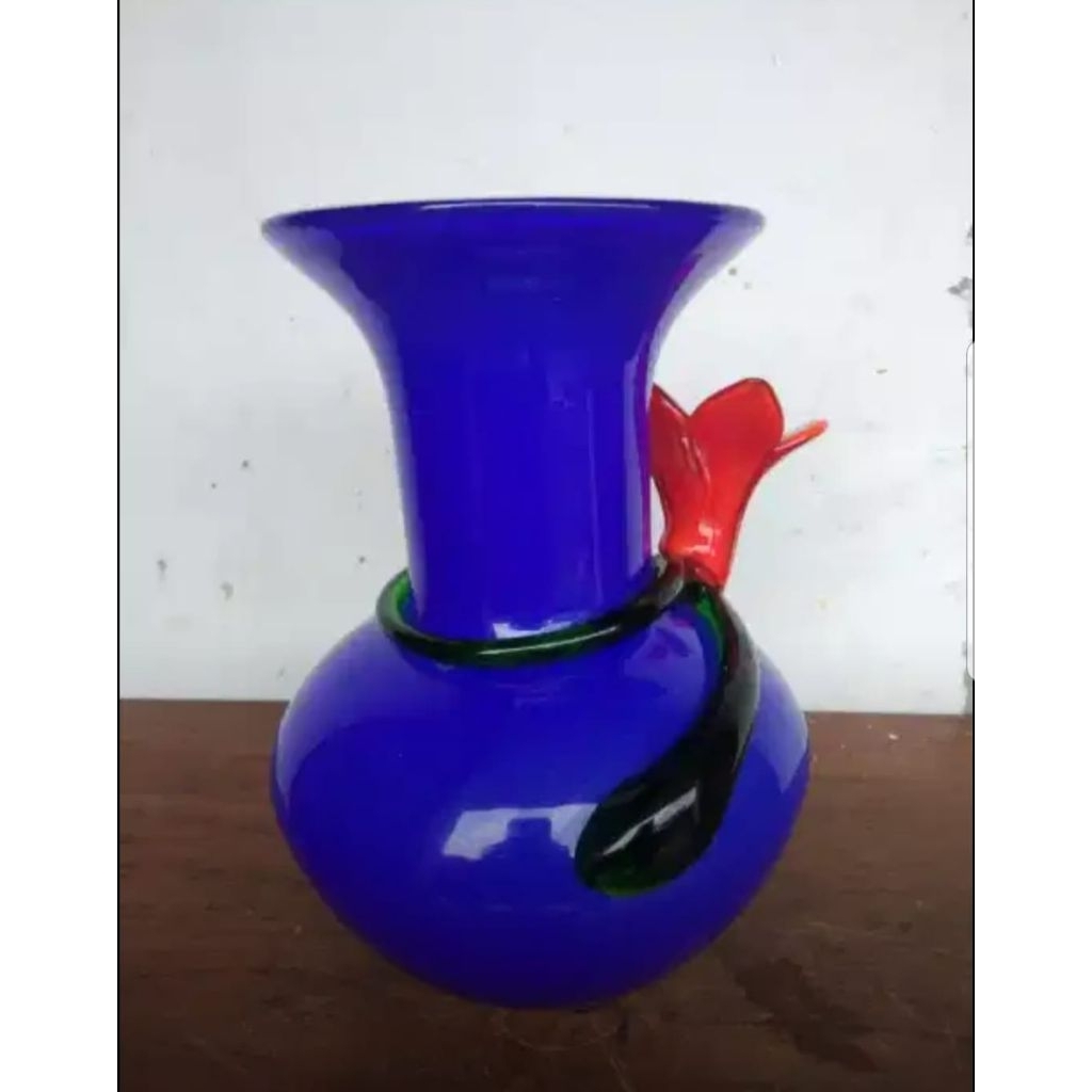 fas bunga/guci antik