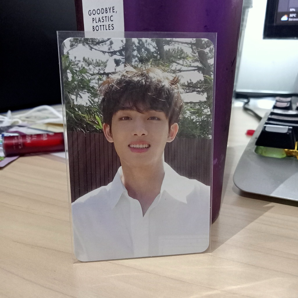 PC Winwin NCT WAYV Take Off/PB Holiday