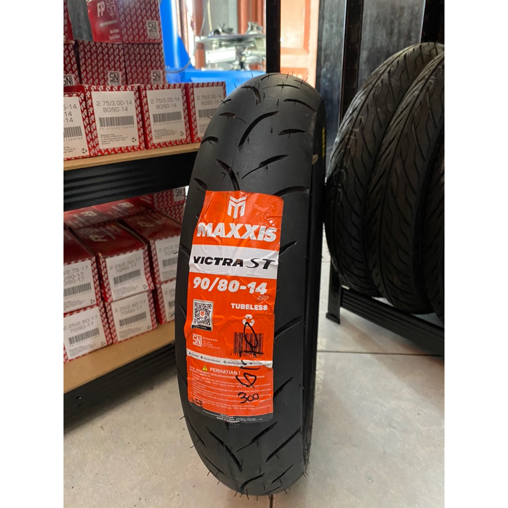 MAXXIS 90/80 R14 victra