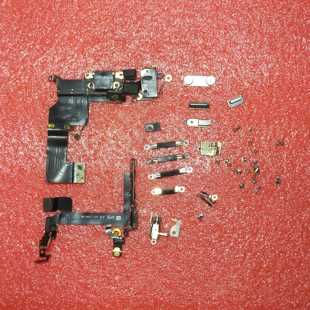 Parts Pretelan IP 5S Flexible Cas Volume On Off Tombol Vbrator  Baut Dll Original Copotan