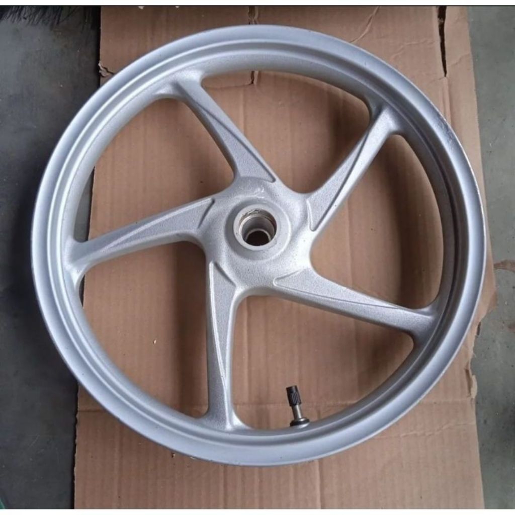 pelek depan Honda motor beat fi beat karbu Vario 110 barang second original