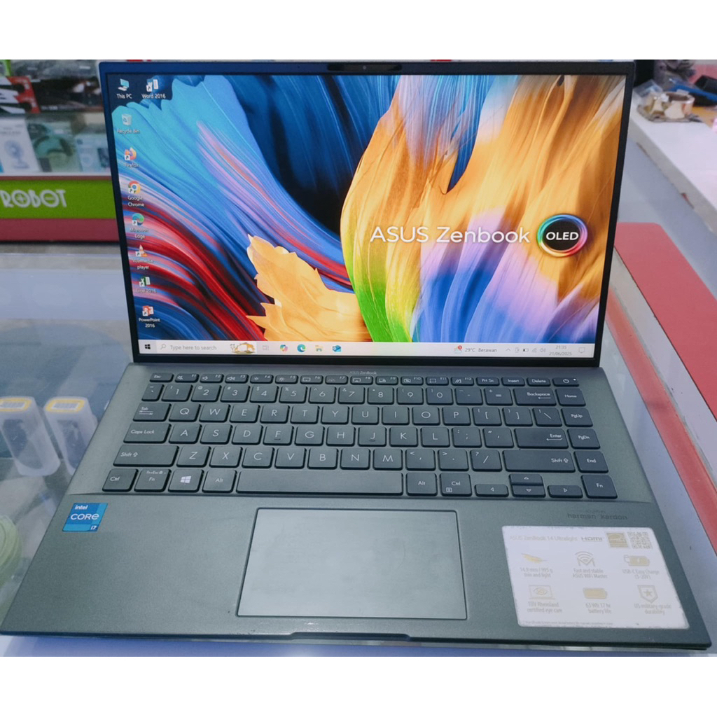 Laptop Asus Zenbook 14 Ultralight Core i7 Gen 11