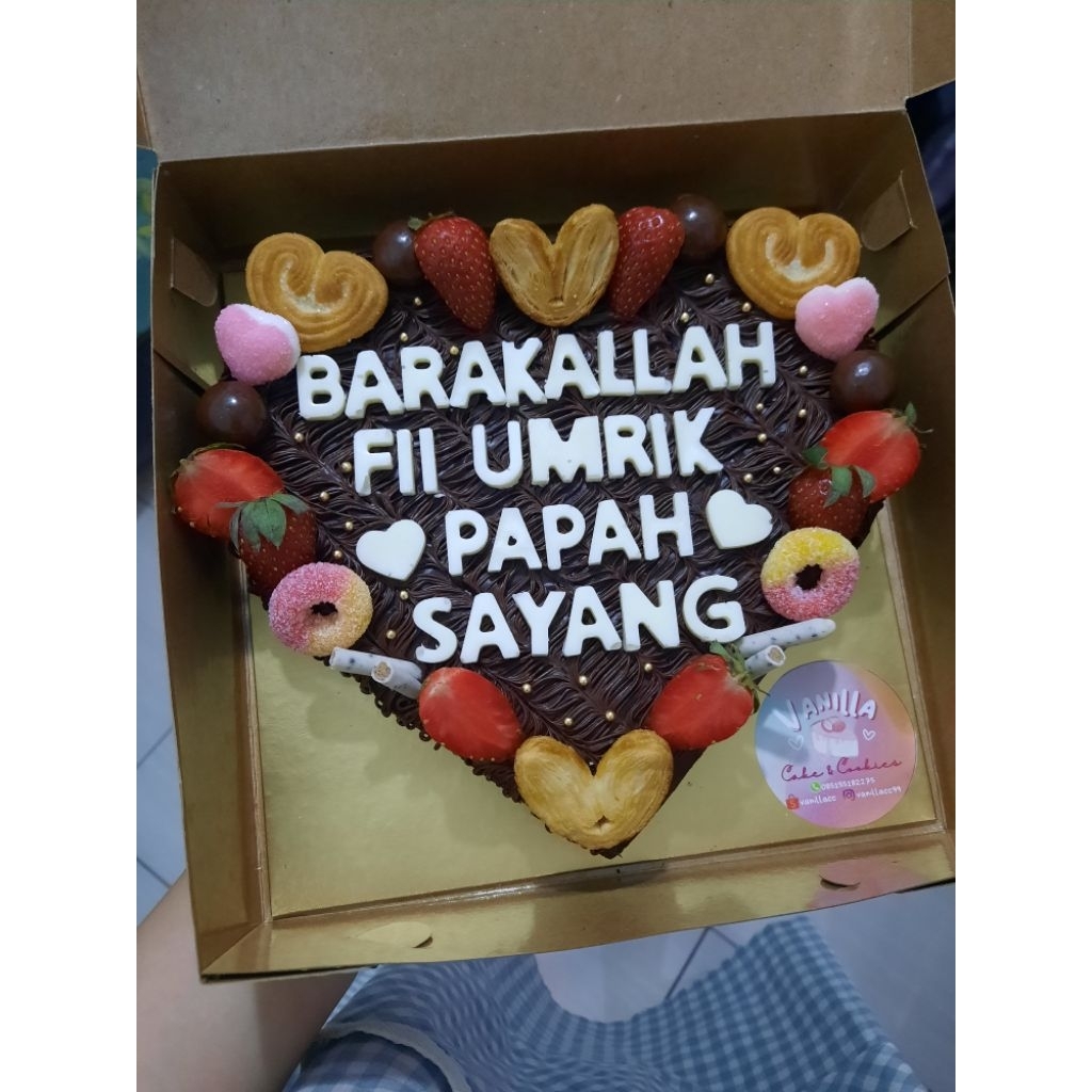 

Custom Brownies Brownis Love D20cm