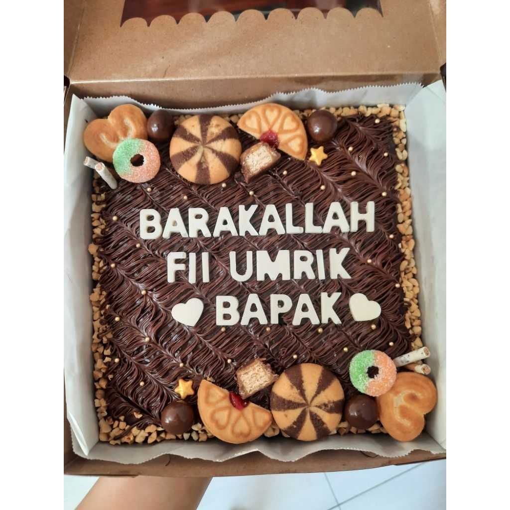 

Custom Brownies Brownis Large 20x20cm