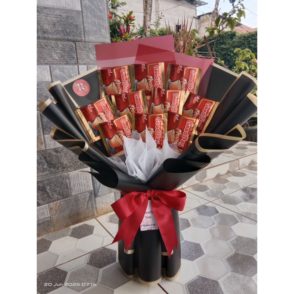 

Buket Snack ( isi good day 10 pcs)