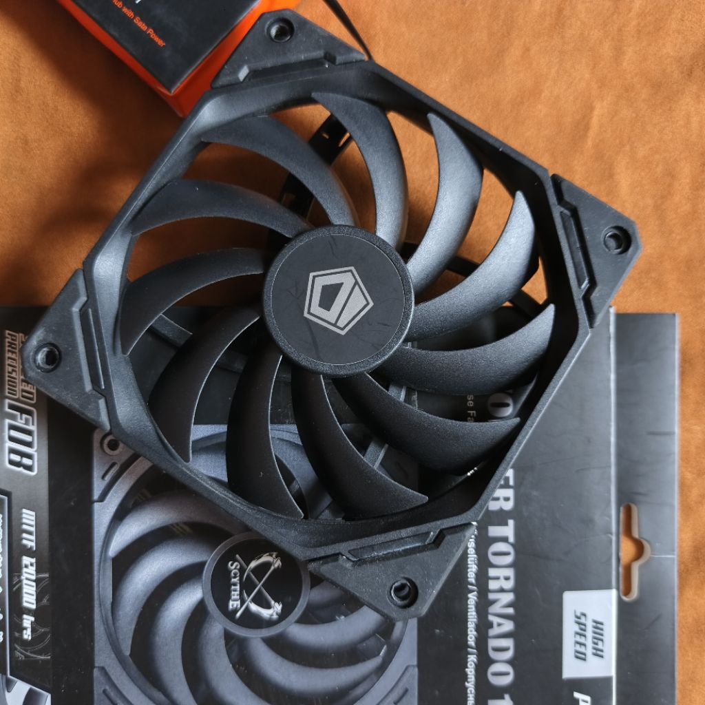 pc fan slim 12015 merek scythe dan id cooling beserta fan hub