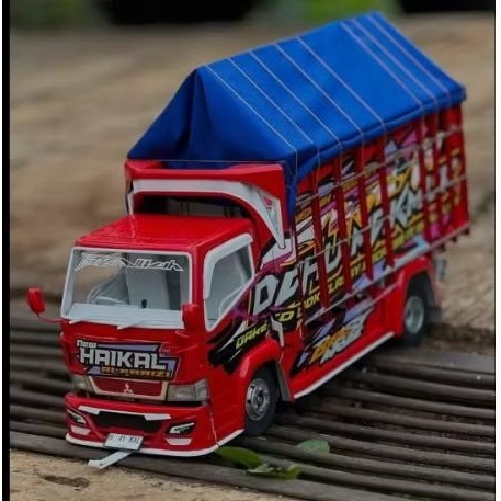 MINIATUR TRUK OLENG MINIATUR TRUK LAMPU TERPAL MURAH TRUK OLENG RODA KAYU