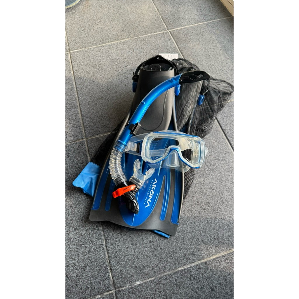 Akona Snorkeling Set
