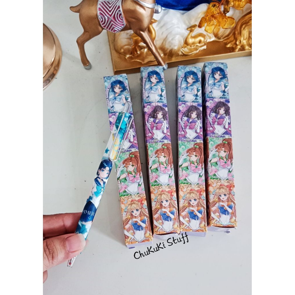 

Pulpen Blindbox Pena BB Misterybox Zizi Sauce Sanrio kartun Sailormoon Kuromi Melody Cinnamorol Pompopurin Pochacco Hello kitty zizi girl lucu