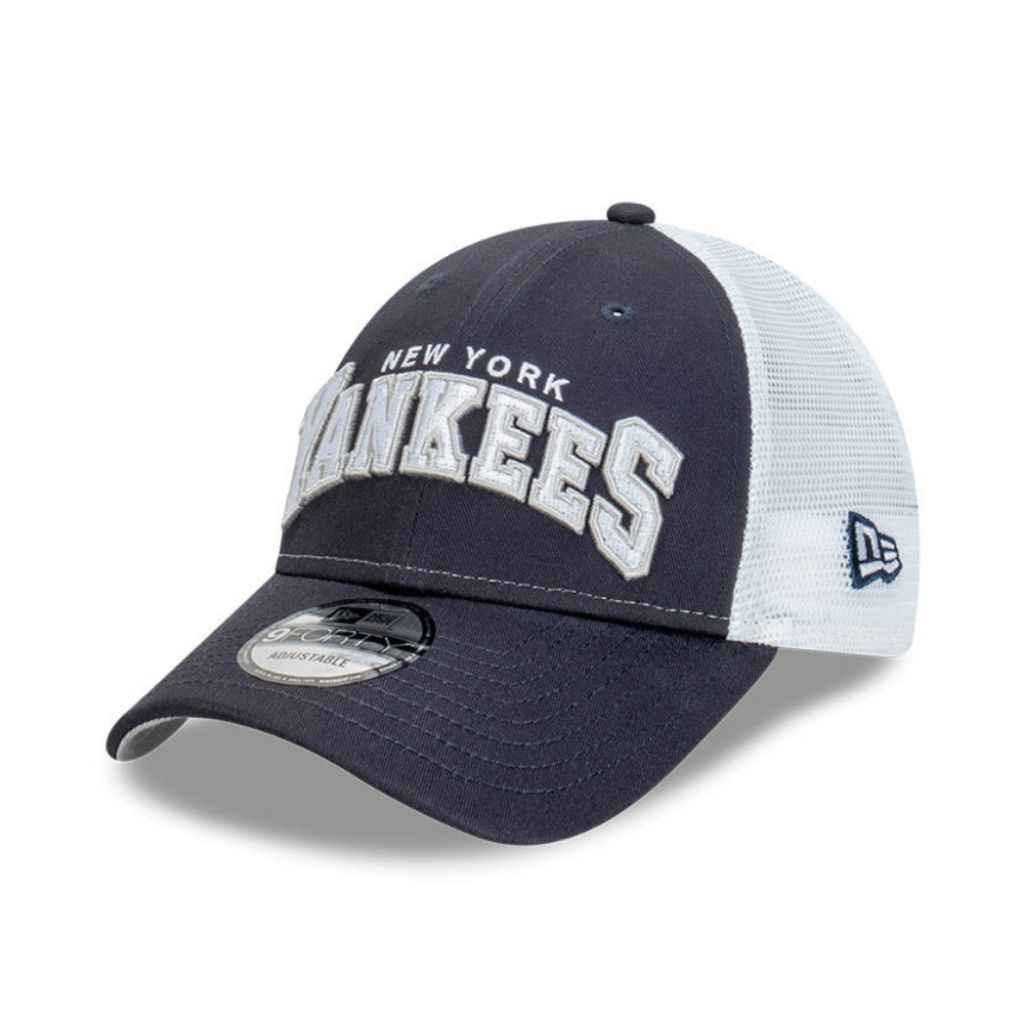Topi New Era Cap New York Yankees Arch Trucker 9Forty Adjustable Original