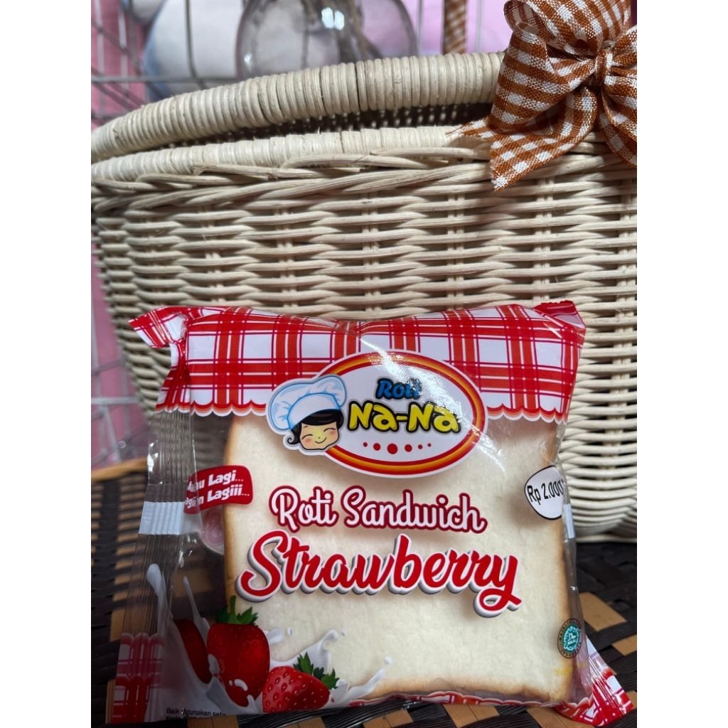 

Roti sandwich Strawberry