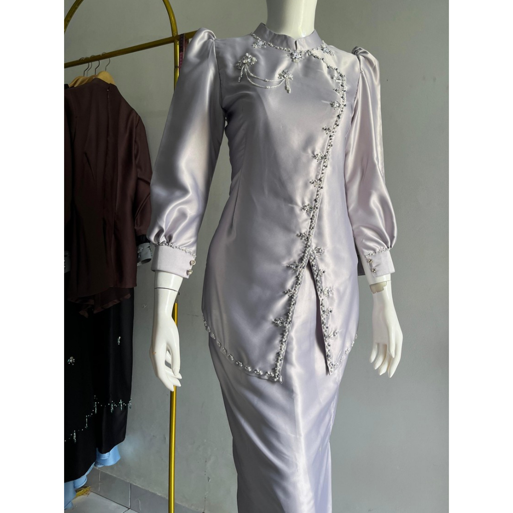 VIKA Kebaya Kurung Melayu Payet – Baju Bridesmaid, Wisuda, Lamaran, Kondangan