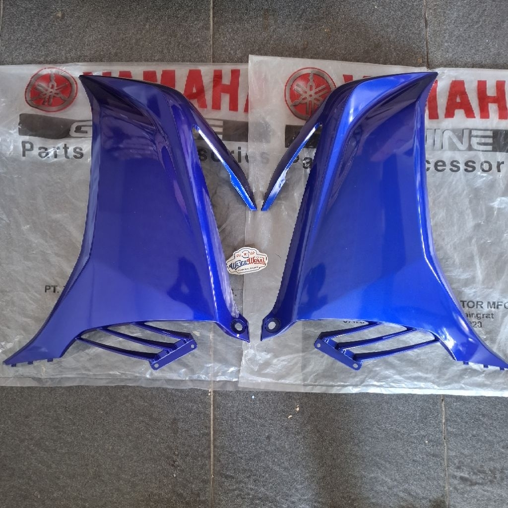 Legshield sayap luar Jupiter MX new biru tua | 50C-F8312-00-P2
