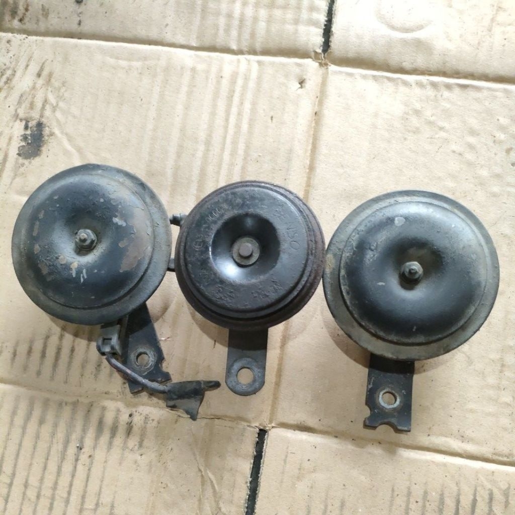 klakson copotan mobil
