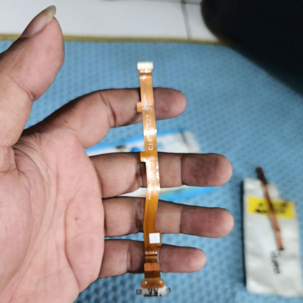 Flexible cas / konektor cas oppo F1S cabutan