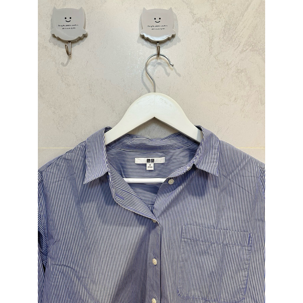 uniqlo striped blue