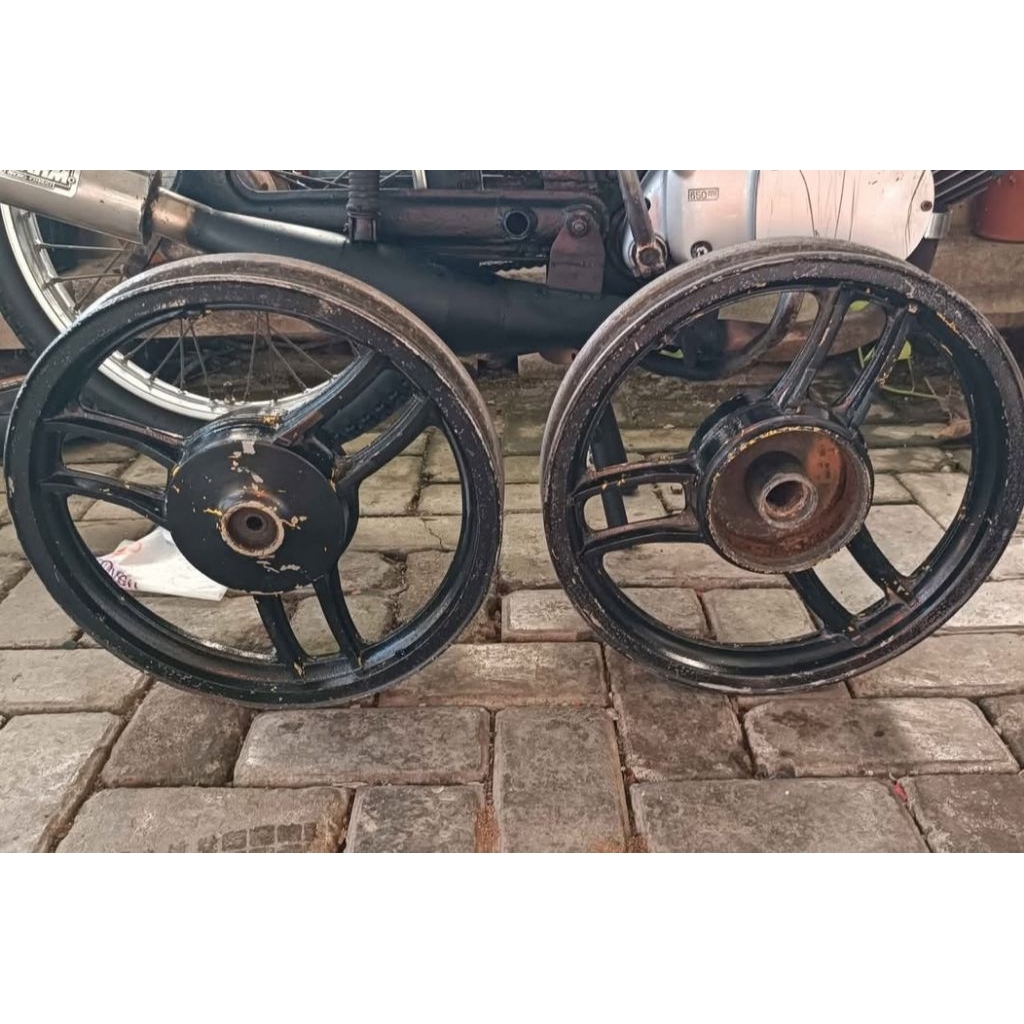 VELG RING 14 TROMOL DEPAN BELAKANG LAWASAN MORODADI JAPAN NON MARKING( TORNADO, BRAVO, CRYSTAL, RC, 