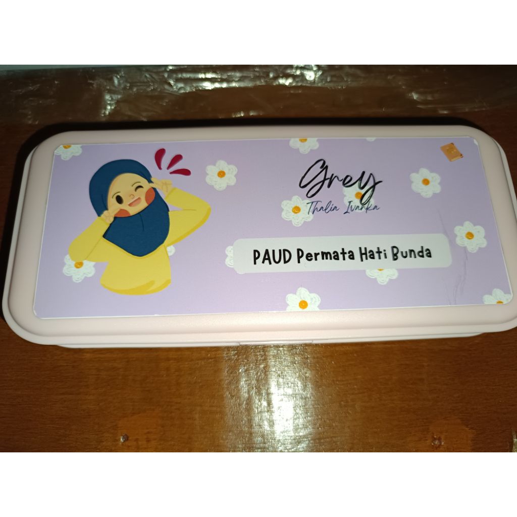 

Kotak Pensil Custom nama anak dan nama sekolah / ada doa belajar didalamnya ,free request tema sukasuka