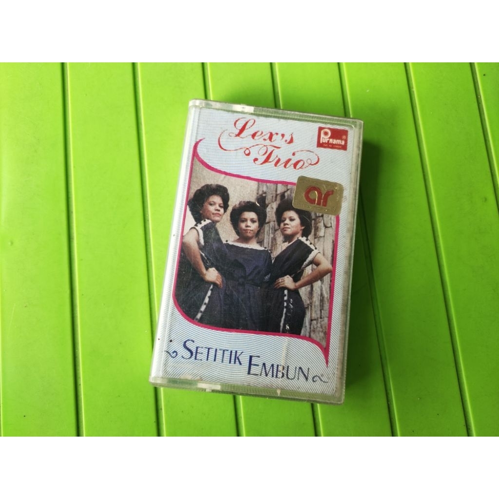 kaset pita Lex's trio