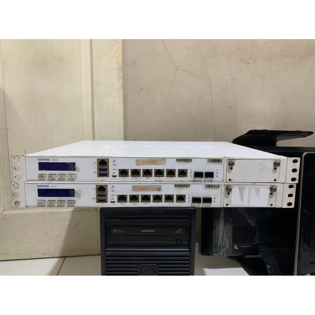 SOPHOS XG210 Mikrotik x86