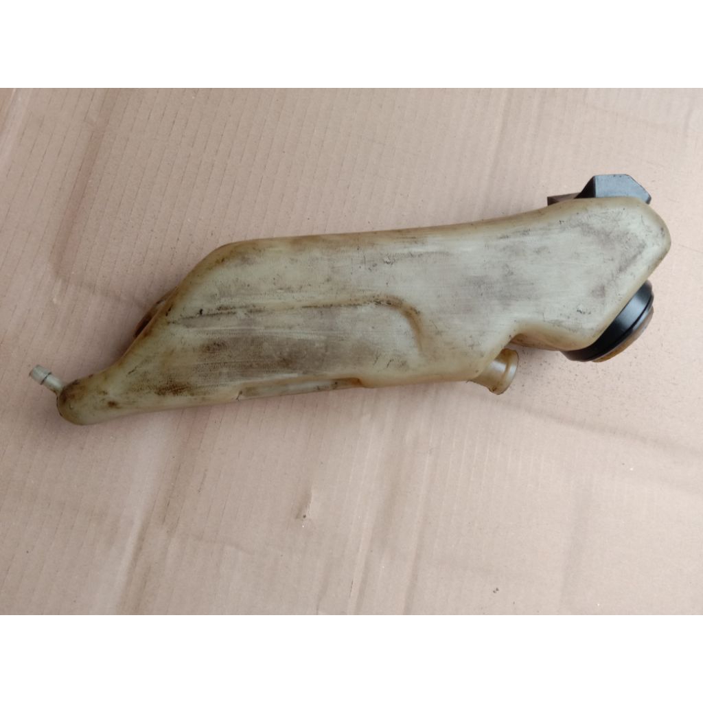 botol oli Yamaha v80