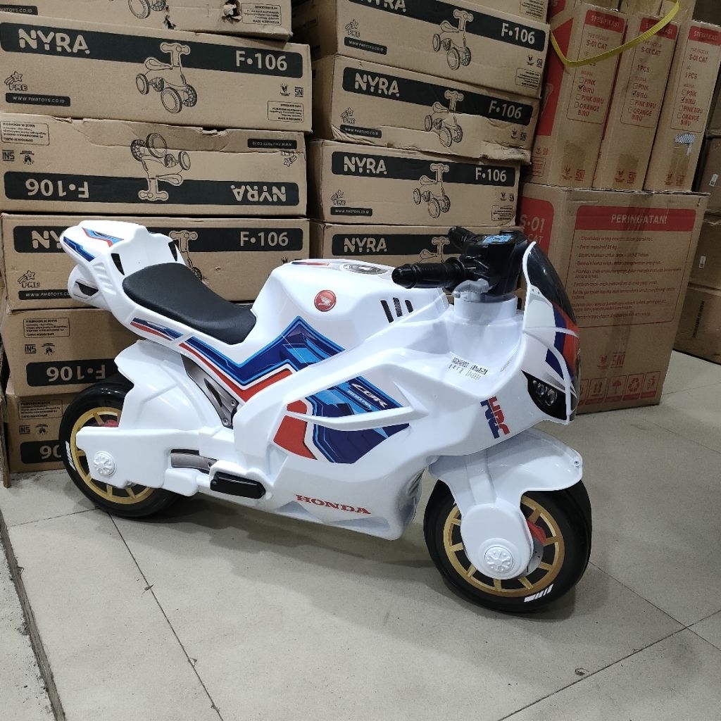 mobilan mainan anak mobil cbr Neo dan smj bisa dinaiki musik