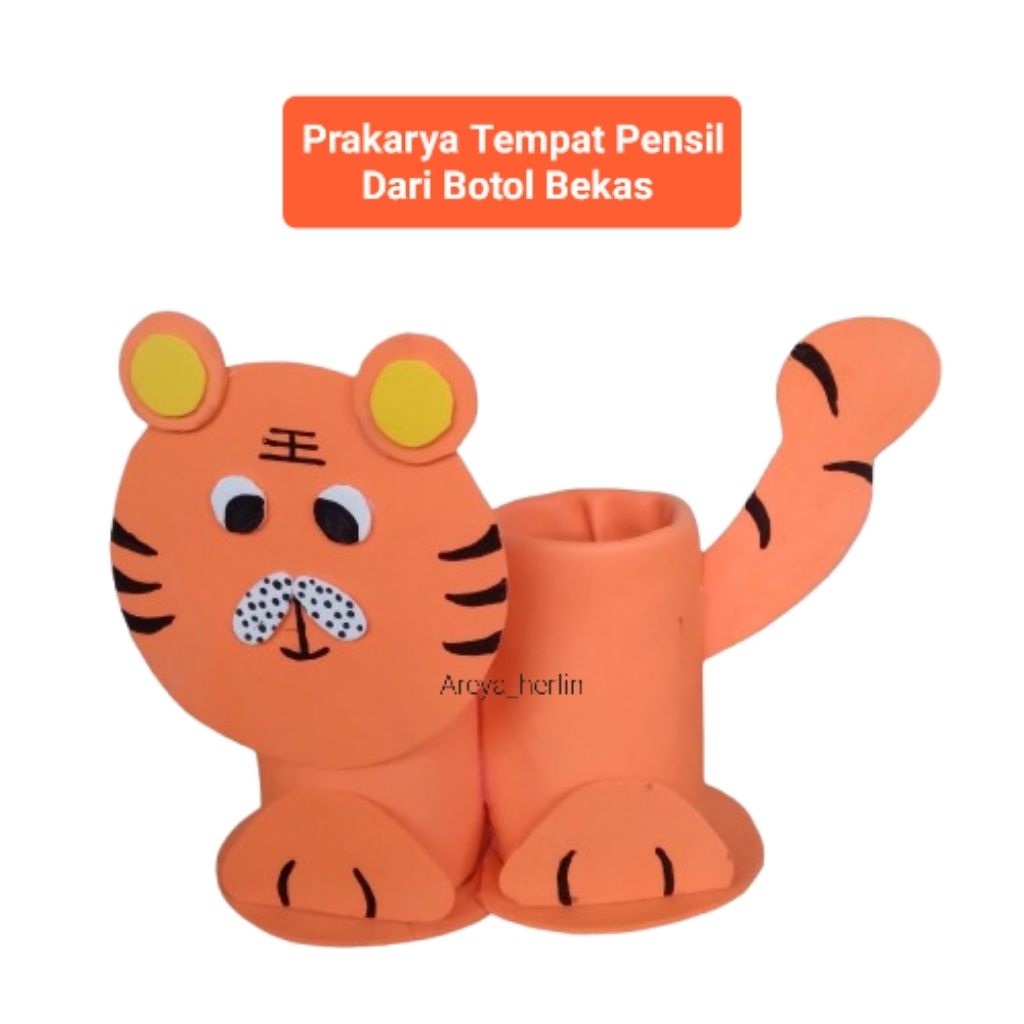 

PRAKARYA TEMPAT PENSIL DARI BOTOL BEKAS