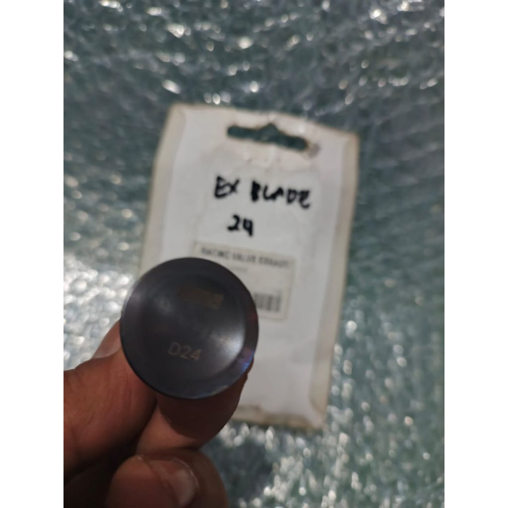 KLEO EX UMA RACING HONDA BLADE D24 MILI ORIGINAL UMA