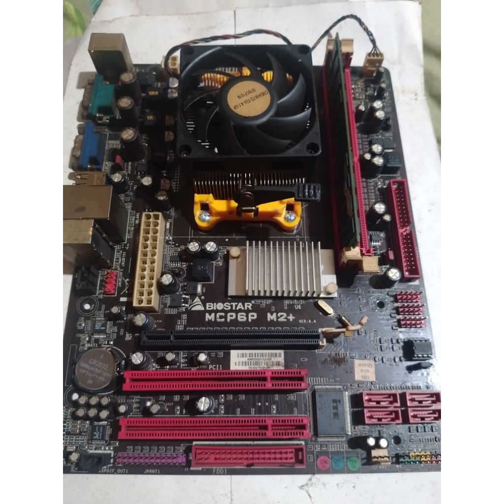 Paket Motherboard AMD AM2+ Athlon II X2 DDR2 4GB