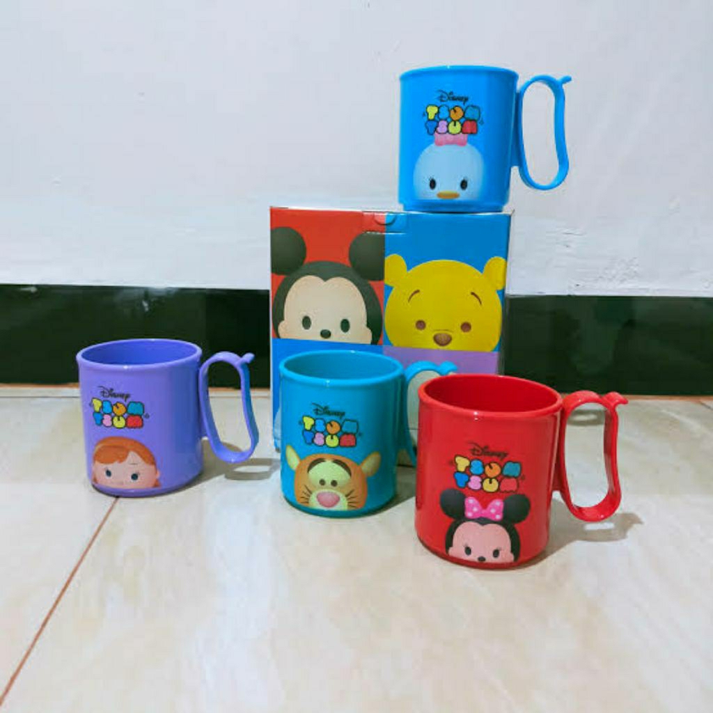 TUPPERWARE DISNEY TSUM TSUM GELAS DISNEY SET