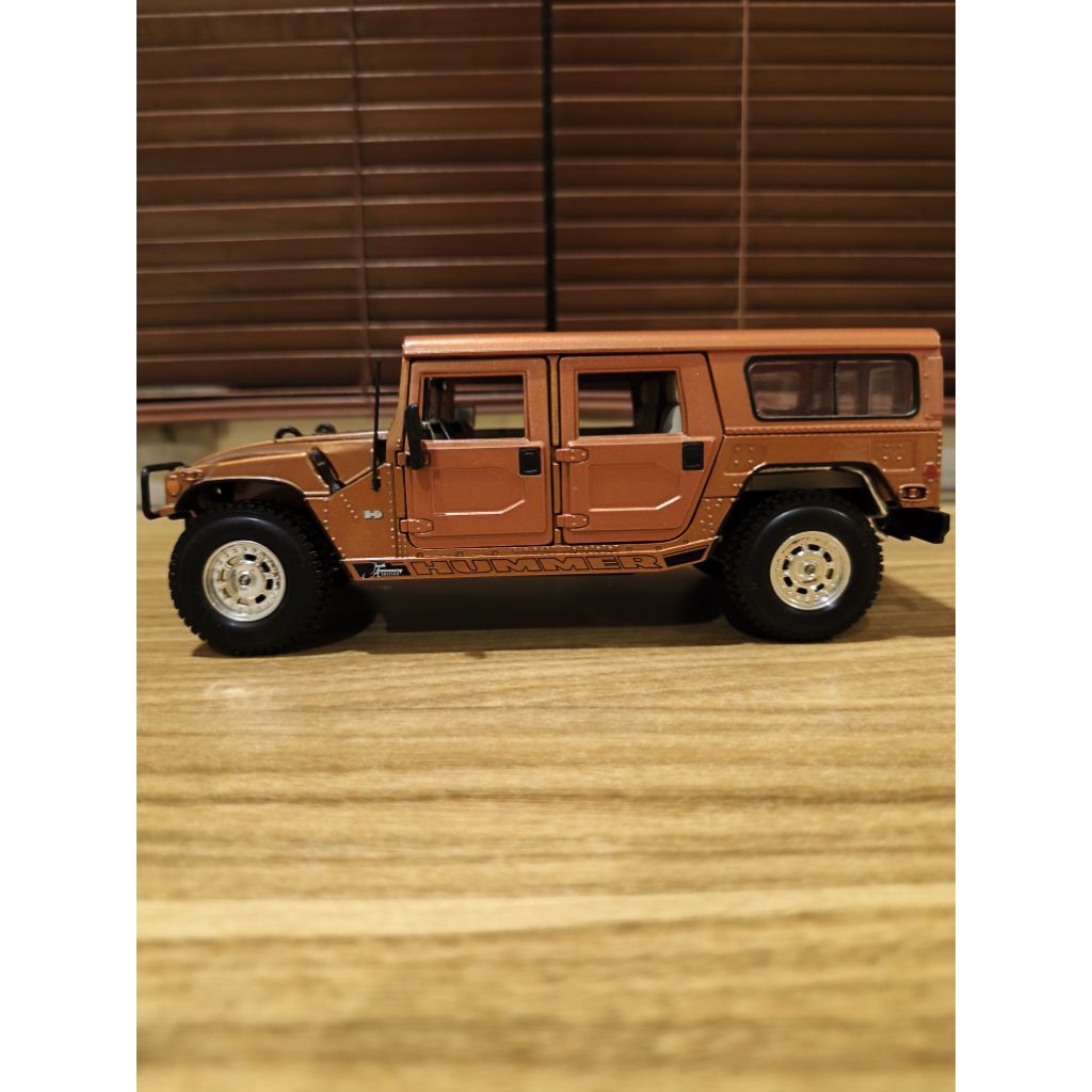 maisto hummer h1 orange