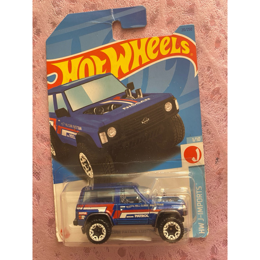 Hotwheels Nissan Patrol Biru
