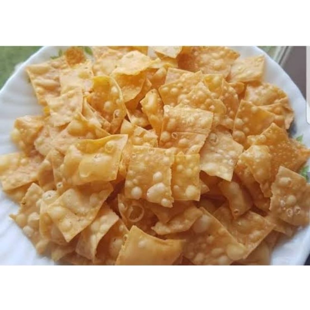 

Keripik pangsit