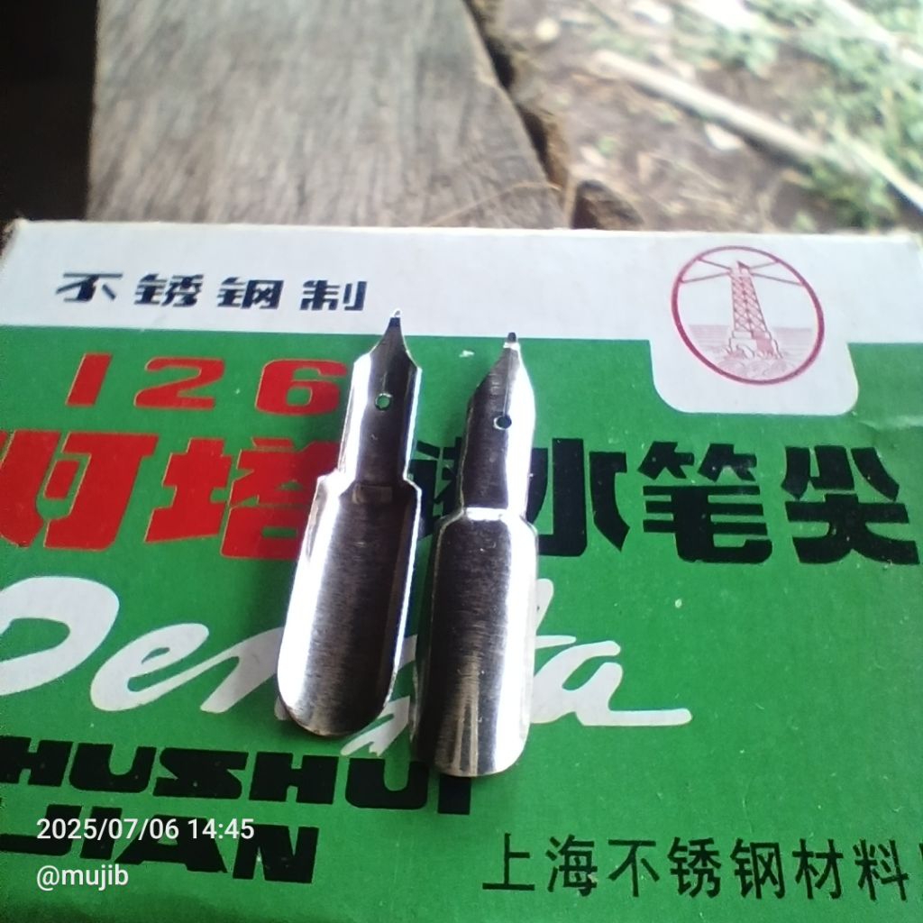 

Pena Kalam Tutul merek dengta 126 bahan stainless terbaik