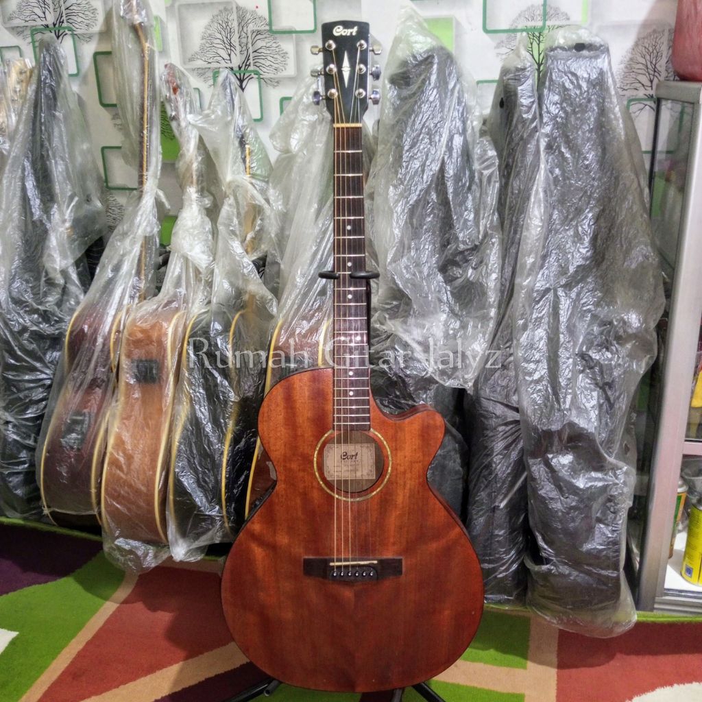 gitar  second original CORT SFX MEM OP