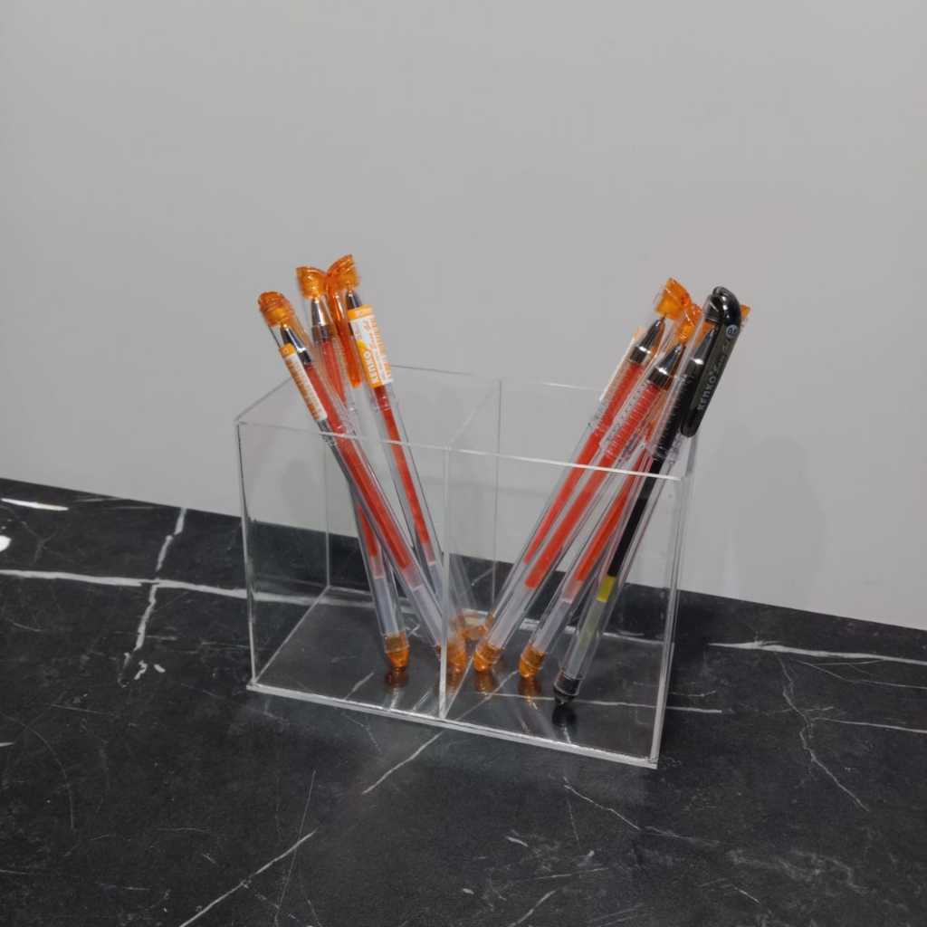 

Box Akrilik 2 Kotak Ukuran 14 x 7 x 10 cm Tempat Pensil Polpen Alat Tulis Alat Kantor