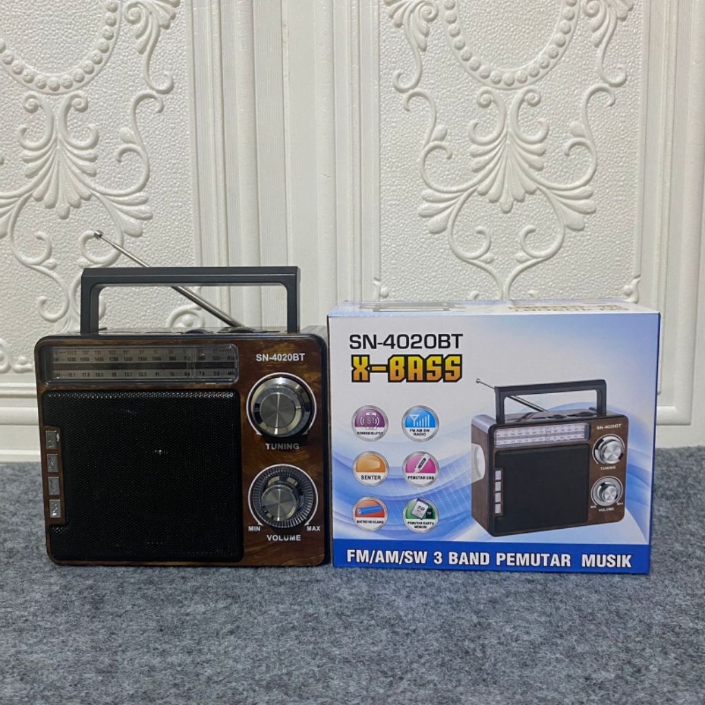 Speaker Radio Bluetooth 3 Band FM AM SW  SN-4020BT Senter USB Tf Card Aux XBass Jadul
