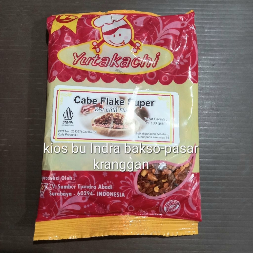 

yutakachi cabe flake 100 gr red chili flakes super serpihan kasar red hot