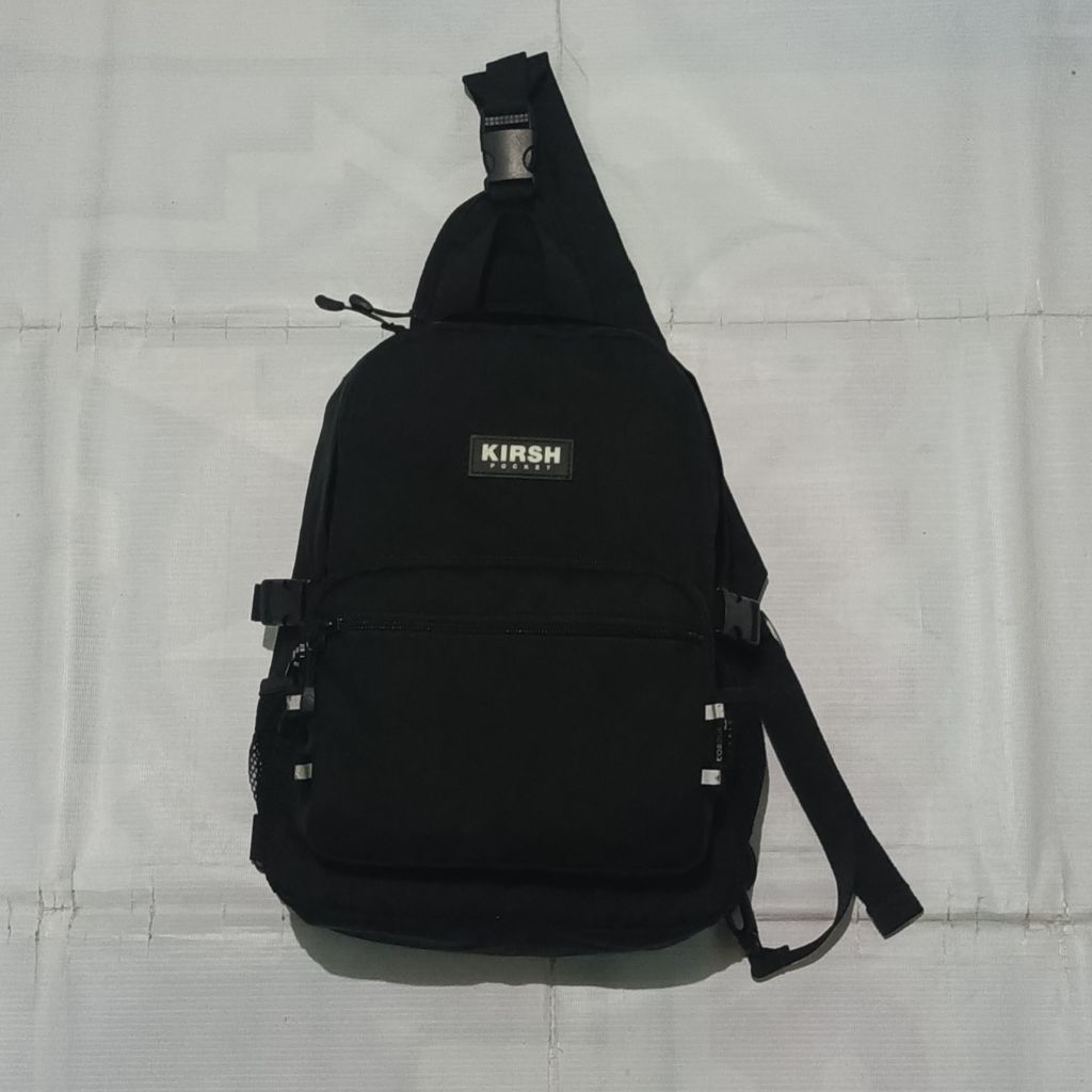 Kirsh pocket technical sling bag