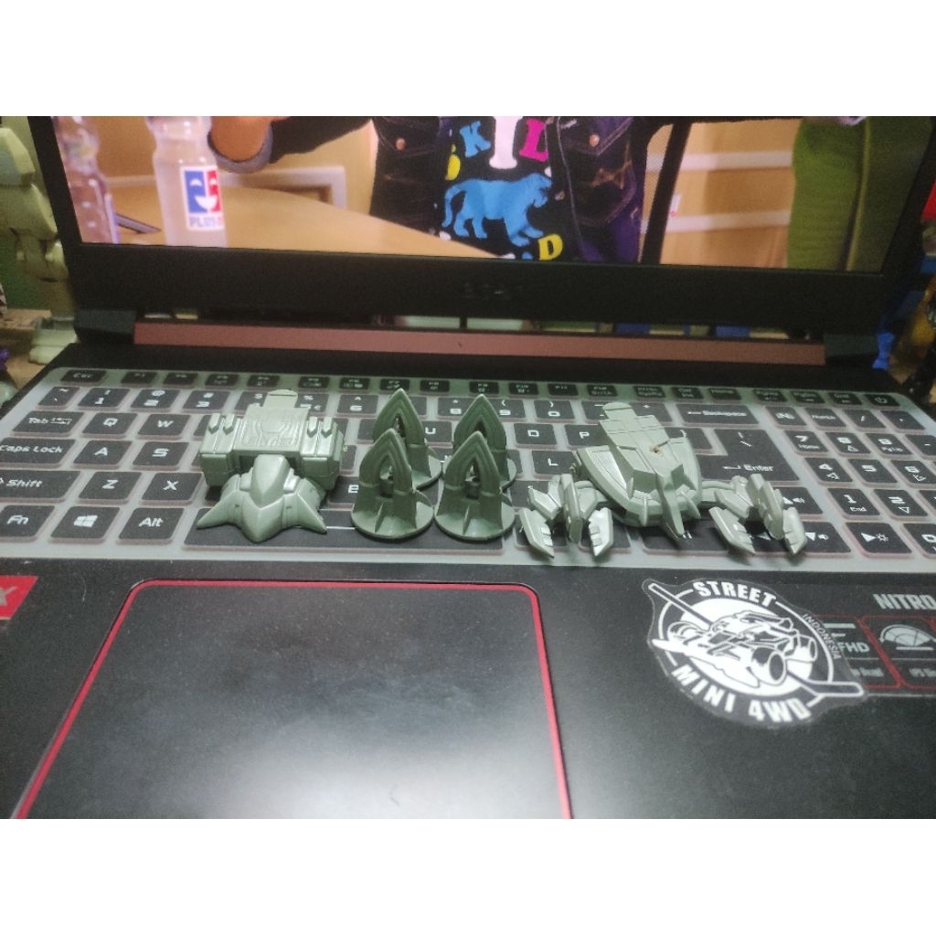 crush gear grifeed part non original bandai