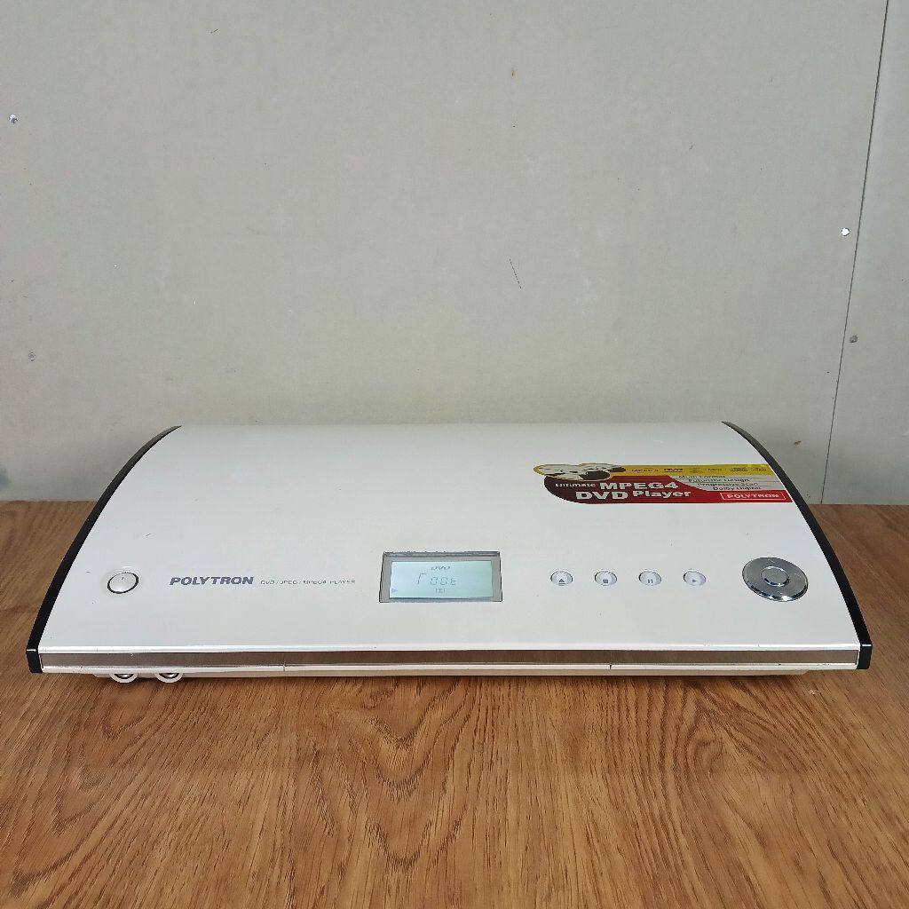 Player DVD polytron dvd2132 bekas normal tidak ada remote