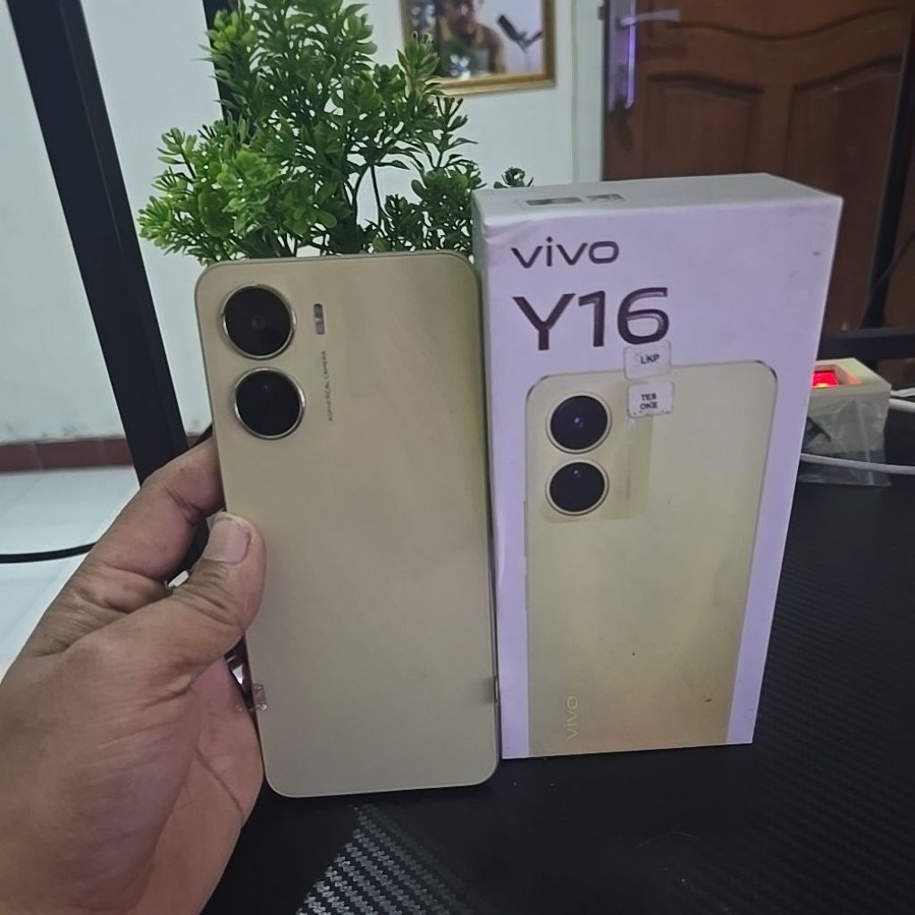 Vivo Y16 4/128 Second Original Resmi