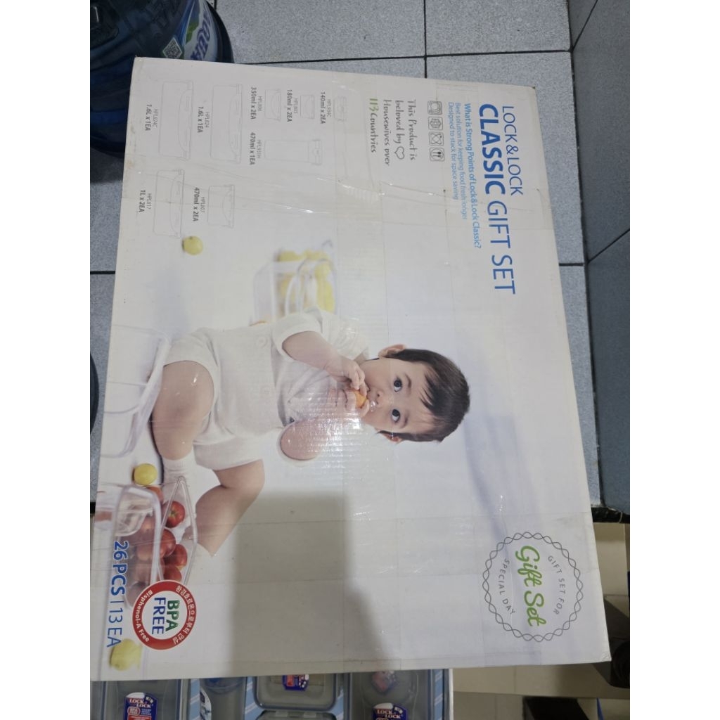 Lock and Lock Classic Gift Set 13pcs