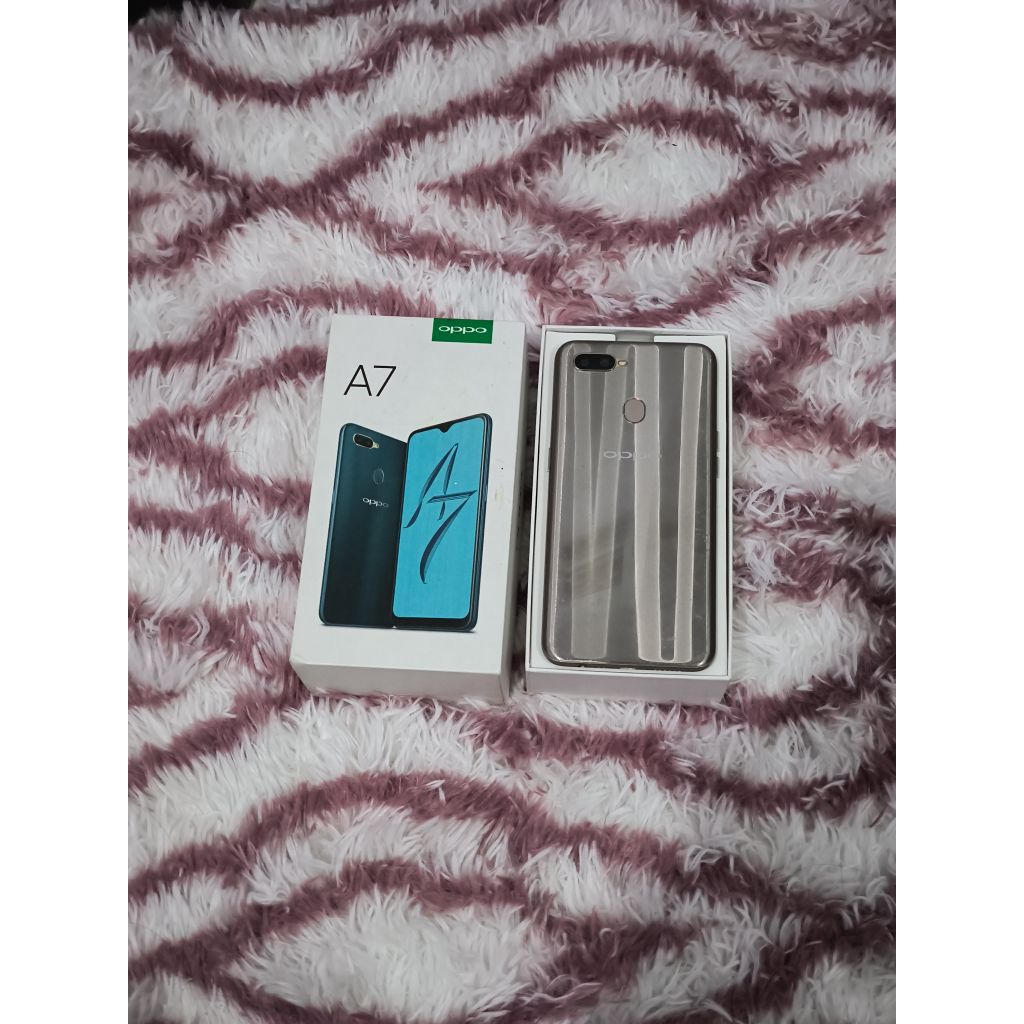 Oppo A7 4/64 GB Fullset second mulus